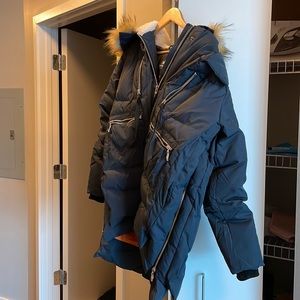 I’m selling my Orolay winter coat - as new